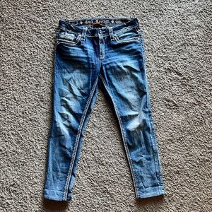 Womens 28R Rock revivals